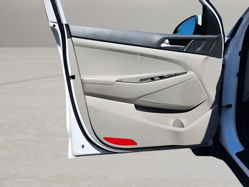 Used 2019 Hyundai Tucson SE image 6