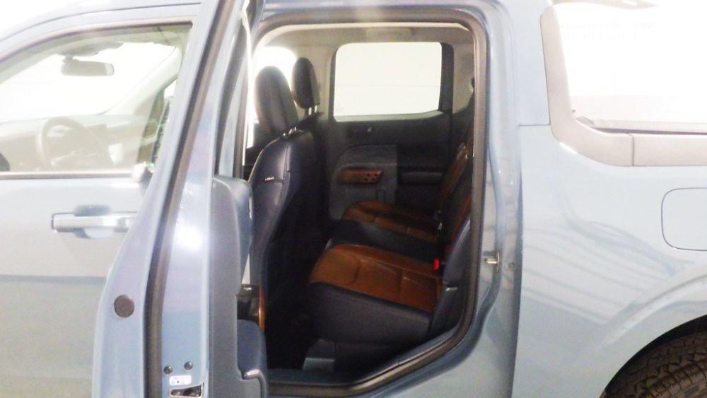 Used 2023 Ford Maverick Lariat w/ Equipment Group 500A Standard AWD/4WD image 8