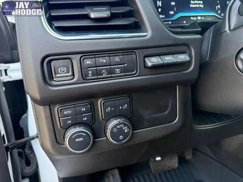 Used 2023 Chevrolet Tahoe Premier AWD/4WD image 30