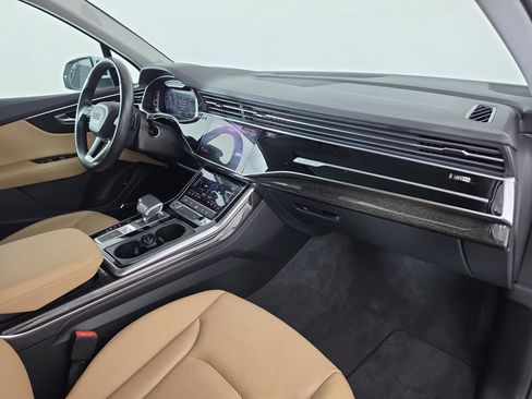 Used 2023 Audi Q7 2.0T Premium Plus w/ Premium Plus Package AWD/4WD image 47