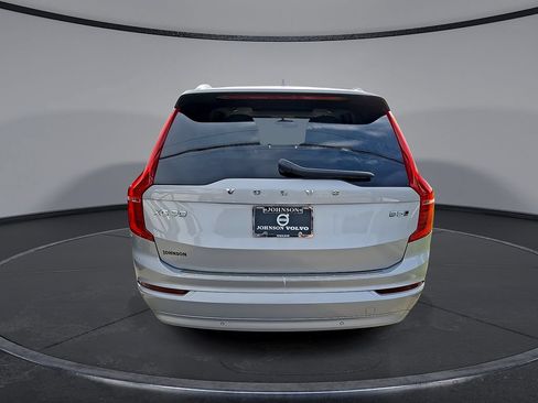 Used 2023 Volvo XC90 B5 Core w/ Protection Package Premier AWD/4WD image 7