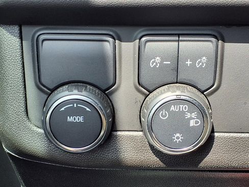 Used 2024 Chevrolet Tahoe LT image 9