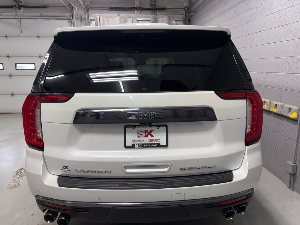 Used 2023 GMC Yukon Denali Ultimate AWD/4WD image 25