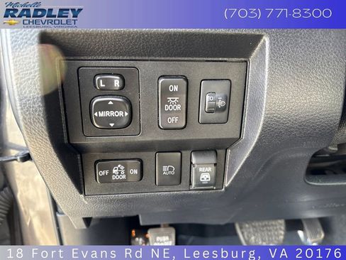 Used 2021 Toyota Tundra Limited w/ TRD Off-Road Package image 16