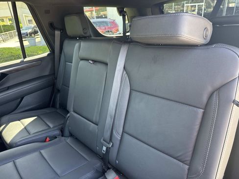 Used 2025 Chevrolet Tahoe Z71 AWD/4WD image 13