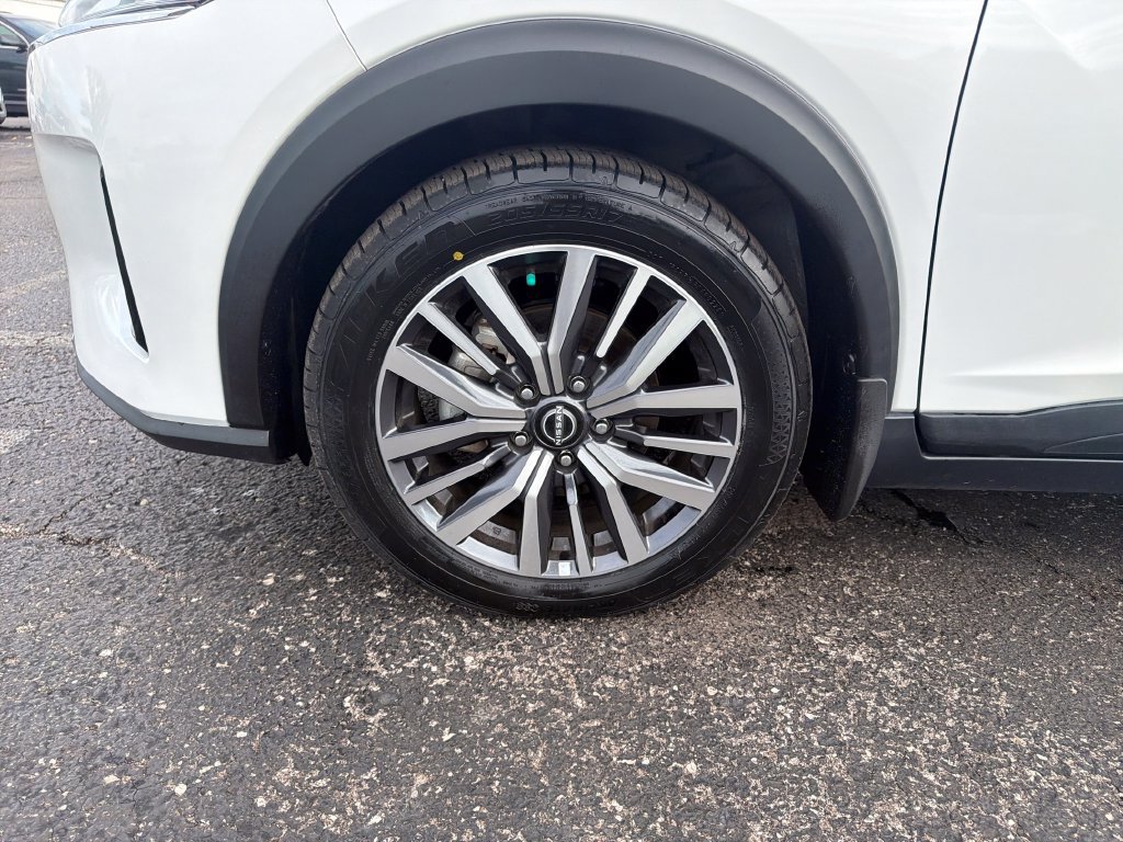 Certified 2024 Nissan Kicks SV FWD image 27