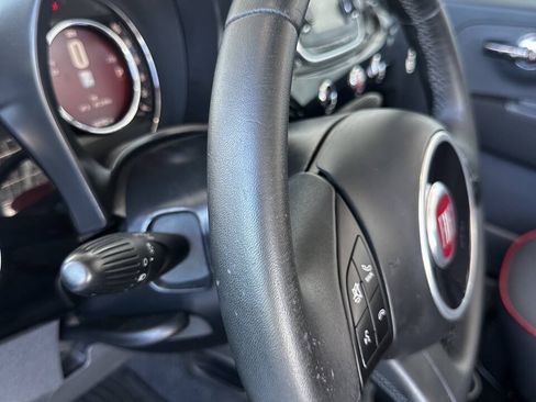 Used 2017 FIAT 500 Pop FWD image 17