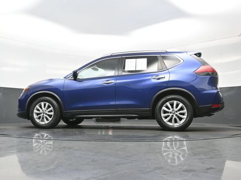 Used 2018 Nissan Rogue SV FWD image 27