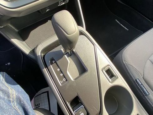 Certified 2025 Subaru Crosstrek 2.0i image 30