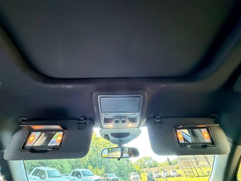 Used 2024 Ford Escape ST-Line w/ Tech Pack #1 AWD/4WD image 36