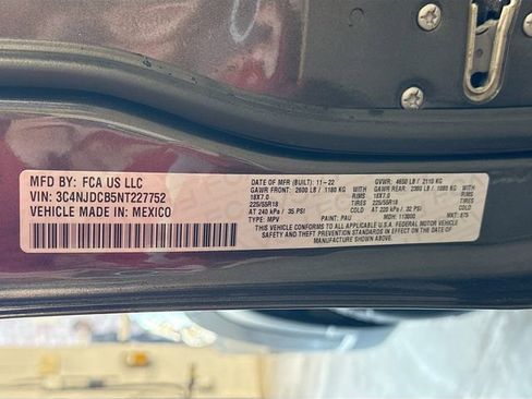 Used 2022 Jeep Compass Limited image 31