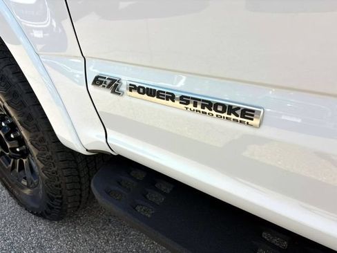 Used 2022 Ford F250 Lariat w/ Tremor Off-Road Package AWD/4WD image 13