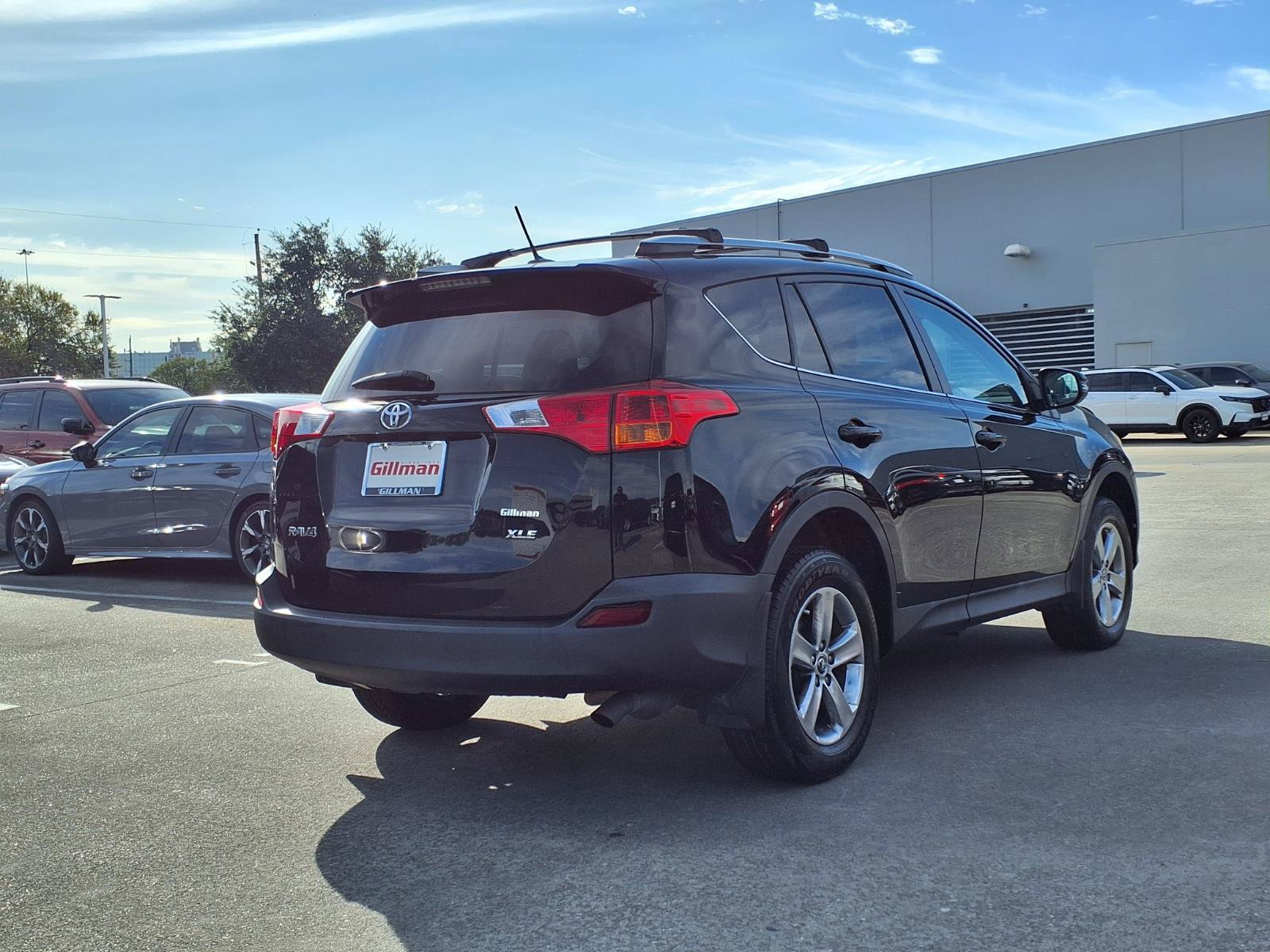 Used 2015 Toyota RAV4 XLE FWD image 8