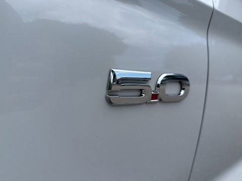 Used 2019 Ford Mustang GT Premium RWD image 11
