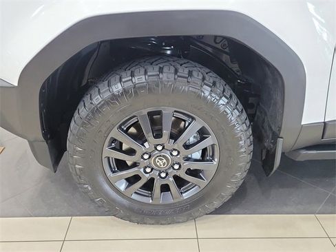 Used 2025 Toyota Land Cruiser 1958 image 4