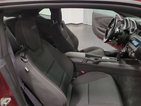Used 2011 Chevrolet Camaro SS RWD image 21