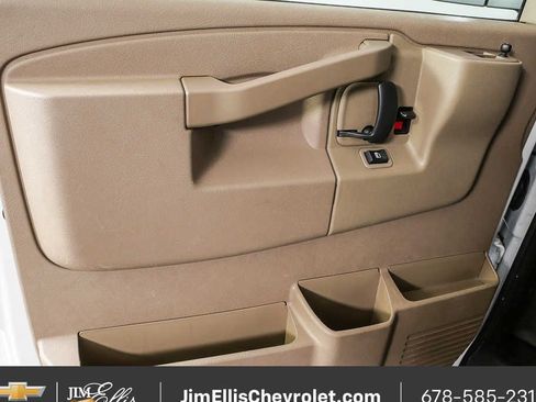 Certified 2025 Chevrolet Express 2500 w/ Driver Convenience Package RWD image 6