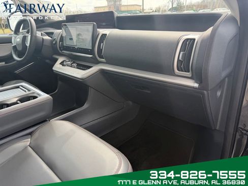 Used 2025 Ford Expedition Max Active image 35