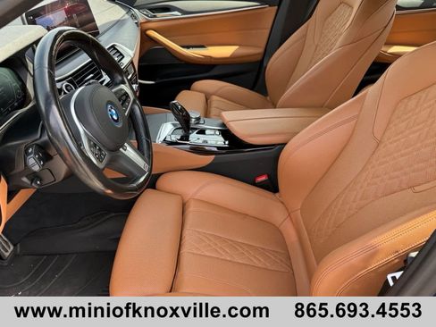 Used 2023 BMW 530e xDrive w/ Premium Package AWD/4WD image 10