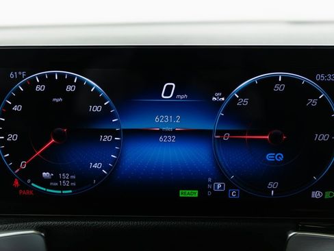 Certified 2023 Mercedes-Benz EQB 300 4MATIC image 13