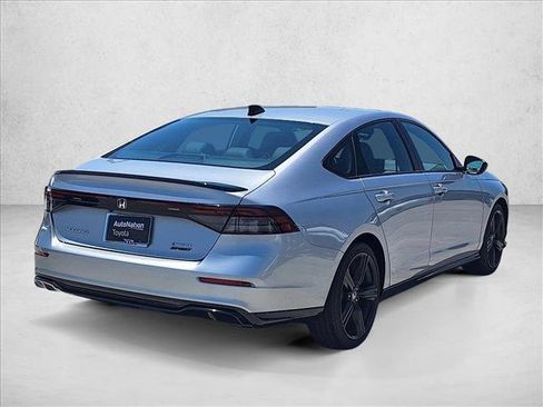 Used 2023 Honda Accord Sport image 5