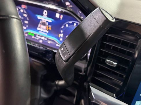 Used 2024 Chevrolet Silverado 3500 LTZ image 27