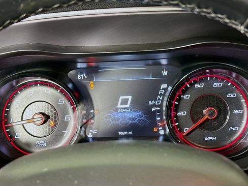 Used 2019 Dodge Charger SXT w/ Blacktop Package image 19