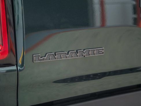 New 2026 RAM 1500 Laramie AWD/4WD image 9