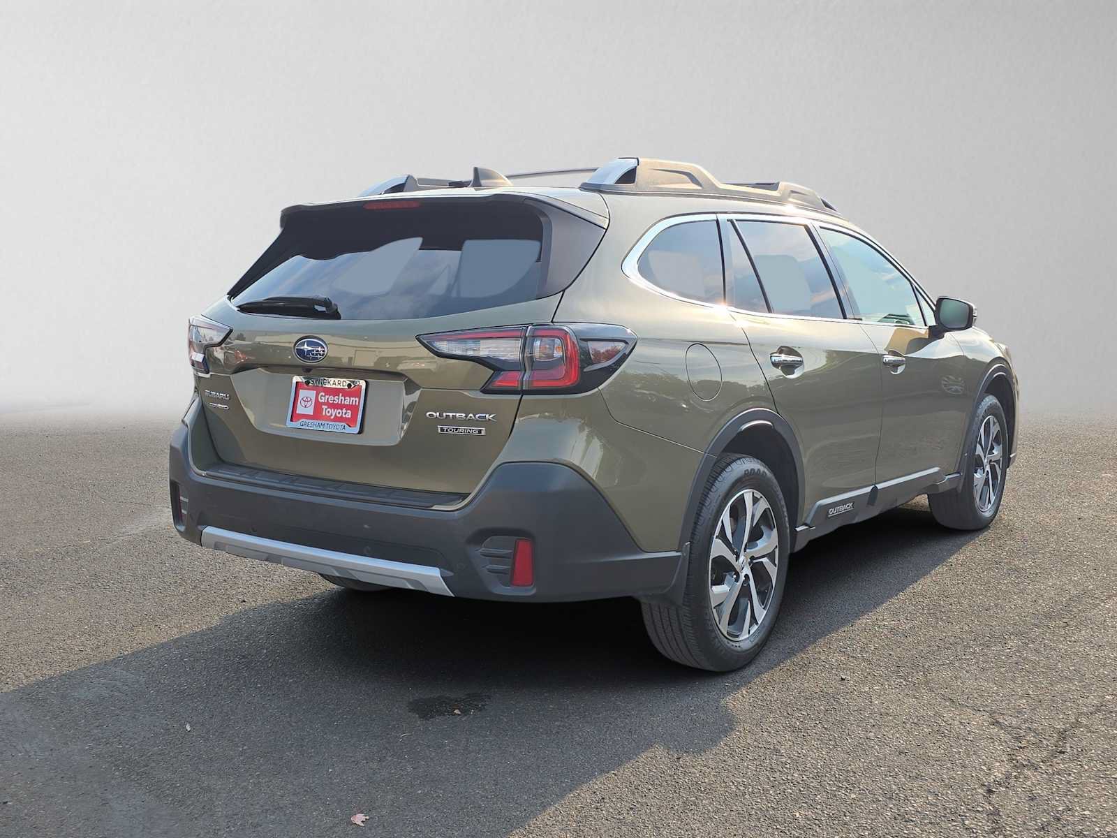 Used 2022 Subaru Outback Touring w/ Popular Package #2 AWD/4WD image 3