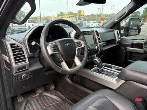 Used 2015 Ford F150 Platinum w/ Equipment Group 701A Luxury AWD/4WD image 18