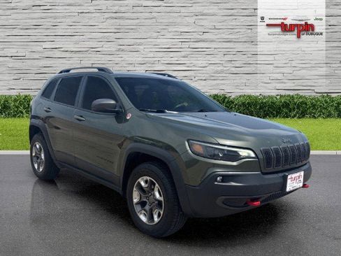 Used 2019 Jeep Cherokee Trailhawk w/ Cold Weather Group image 7