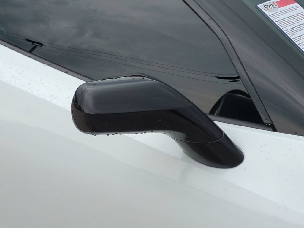 Certified 2015 Chevrolet Corvette Stingray Coupe RWD image 11