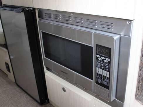 Used 2013 Mercedes-Benz Sprinter 3500 image 34