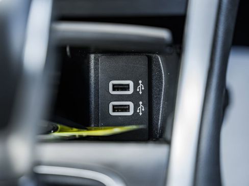 Used 2016 Ford Edge SEL w/ Equipment Group 201A image 25