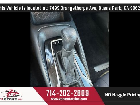 Used 2021 Toyota Corolla LE FWD image 33