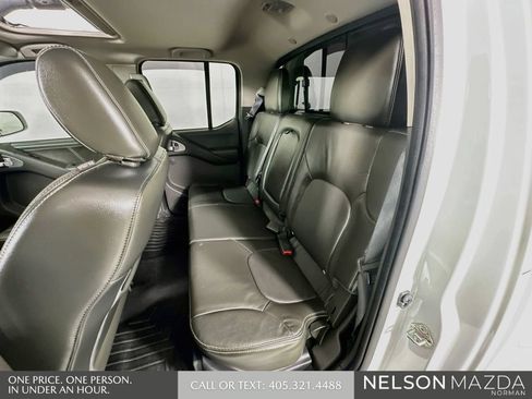 Used 2020 Nissan Frontier PRO-4X w/ Pro-4x Utility Package AWD/4WD image 24