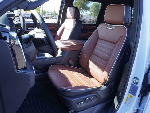 New 2026 GMC Sierra 2500 Denali Ultimate image 15