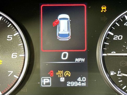 Certified 2025 Subaru Outback Premium w/ Popular Package #1A AWD/4WD image 10