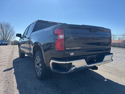 Used 2022 Chevrolet Silverado 1500 LT image 9