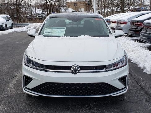 New 2026 Volkswagen Jetta SE FWD image 5