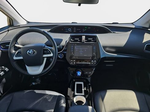 Used 2016 Toyota Prius Three Touring FWD image 10