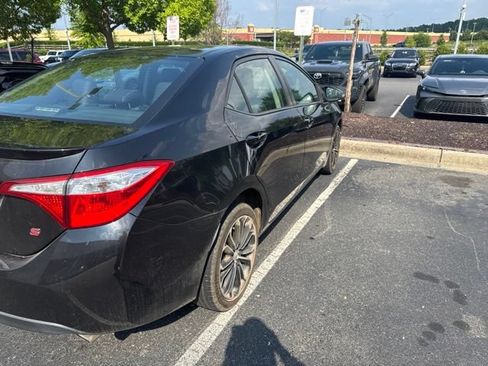 Used 2015 Toyota Corolla S FWD image 4