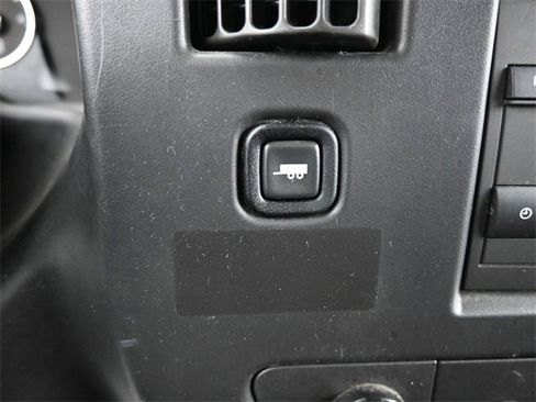 Used 2024 GMC Savana 2500 w/ Driver Convenience Package image 18