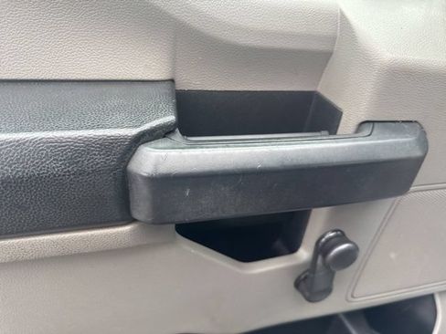 Used 2016 Ford F150 XL RWD image 10
