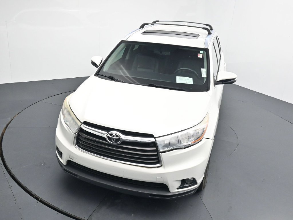 Used 2016 Toyota Highlander XLE AWD/4WD image 11