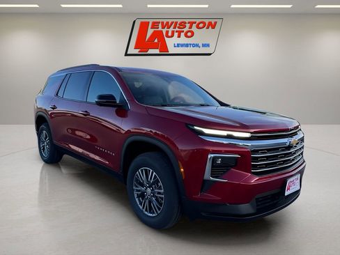 New 2026 Chevrolet Traverse LT image 2