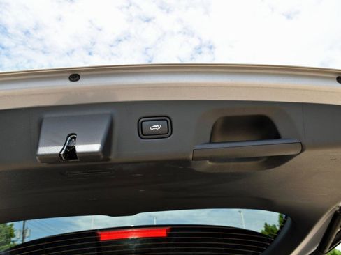 Used 2025 Hyundai Palisade SEL FWD image 7