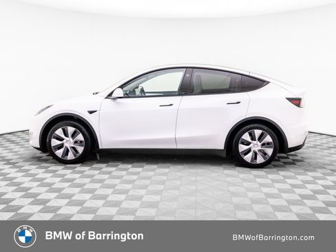 Used 2023 Tesla Model Y 2WD image 2