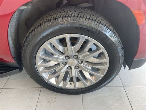 Certified 2023 Chevrolet Suburban RST w/ Luxury Package image 14