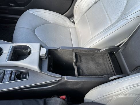 Used 2019 Toyota Avalon Limited w/ Advanced Safety Package FWD image 55